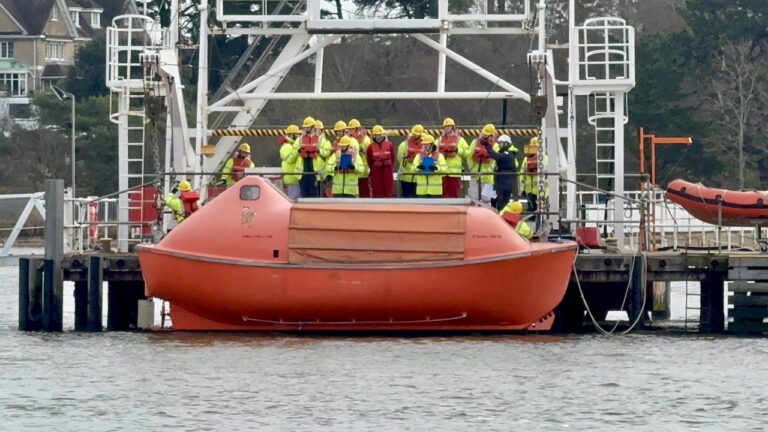 Liferaft - Nautical Know How
